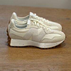 NIB, New Balance 327, Cream, Lifestyle Sneakers, Women’s size 7.5.